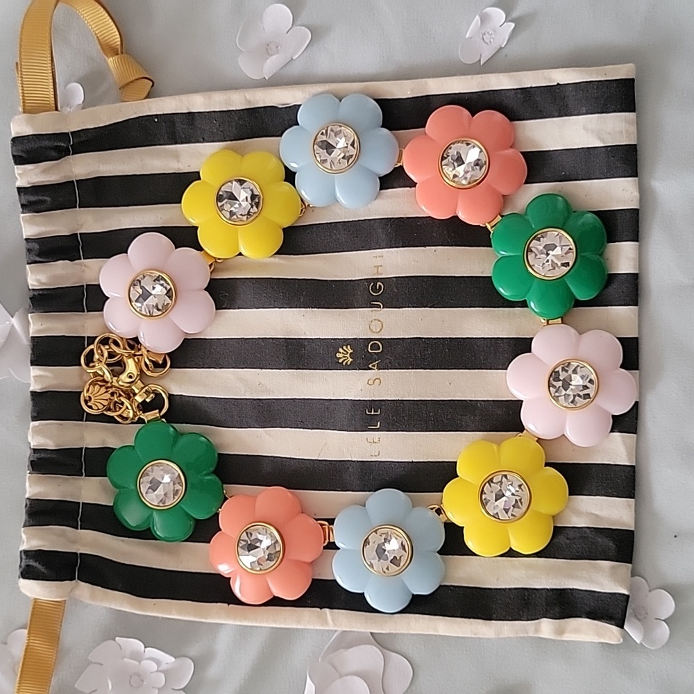 Daysi necklace